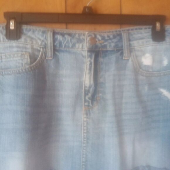 Cello  Distressed Blue Jean Skirt Size XL - Picture 4 of 6